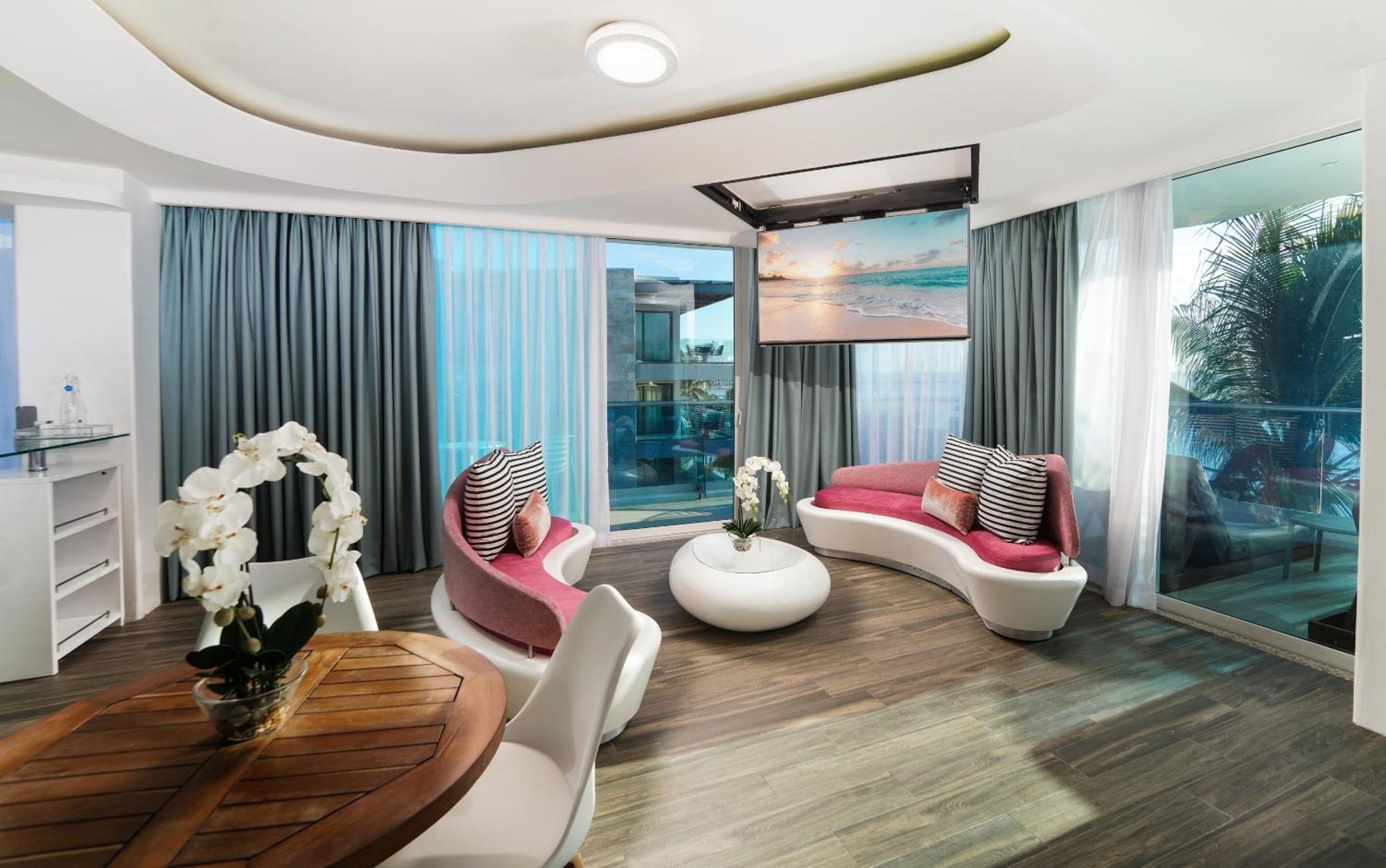 The Carmen Hotel - Ocean Front (Adults Only) Playa del Carmen Room photo