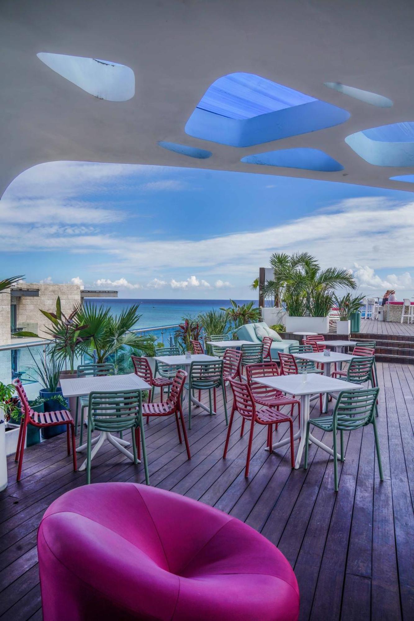 The Carmen Hotel - Ocean Front (Adults Only) Playa del Carmen Exterior photo